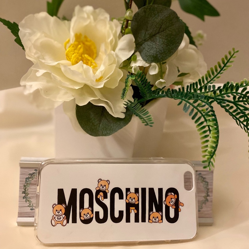 Moschino iPhone 6/6S Phone Case